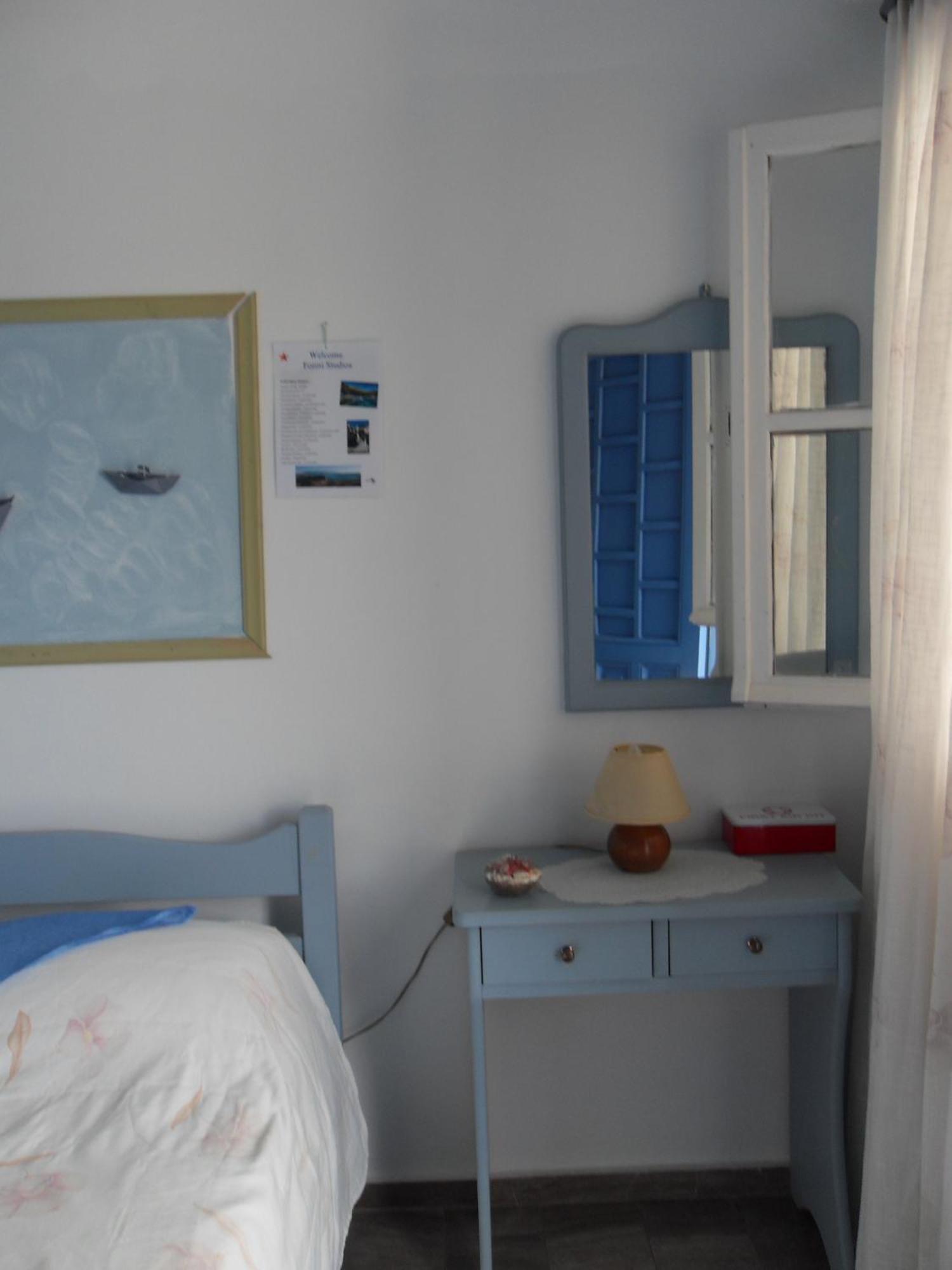 Emborios Fotini Studios חדר תמונה